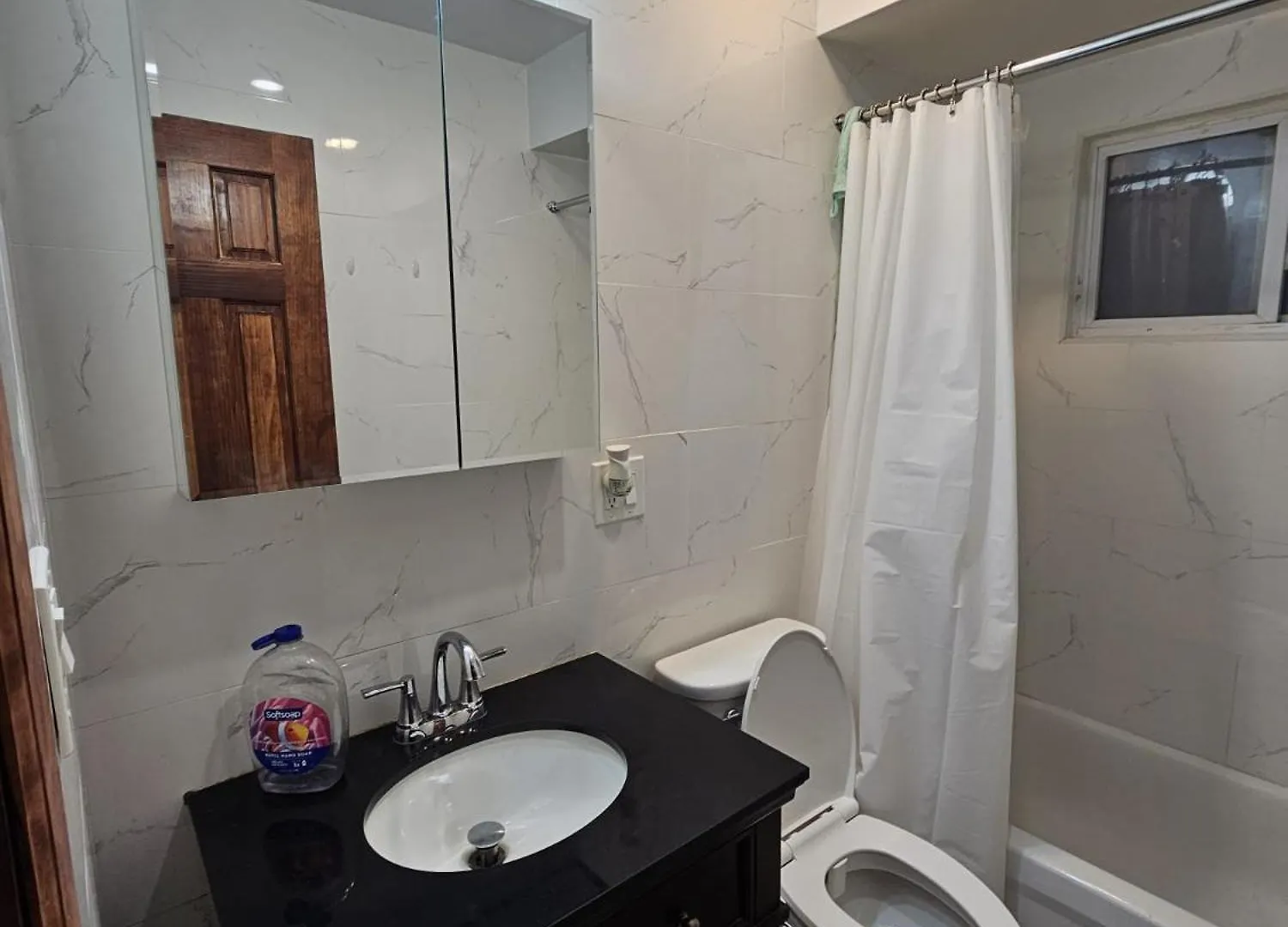 Mukbul & Nesa Jamaica House Apartment New York 0*,  United States